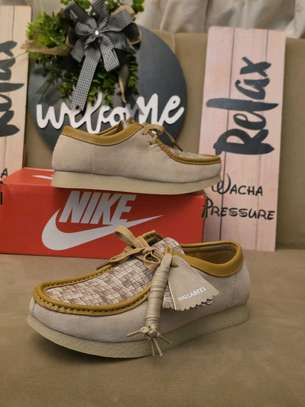 Men Stylish Sneakers image 2