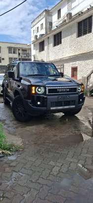 Land Cruiser J250 image 4