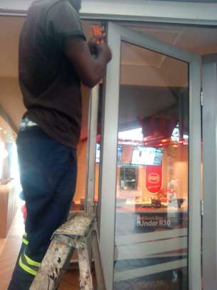 Emergency Locksmith | Emergency Glass Repairs.Get in contact with us. image 15