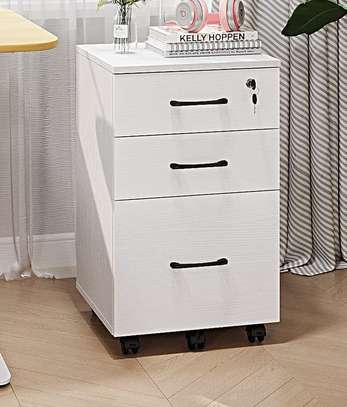 Office Cabinet: 3 Drawer White File Cabinet In Kebirigo image 8
