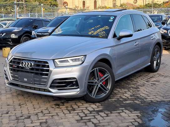 AUDI Q5S QUATTRO Sunroof Silver 2018 image 2