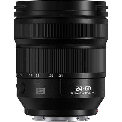Panasonic LUMIX S 24-60mm f/2.8 Lens (L-Mount) image 3