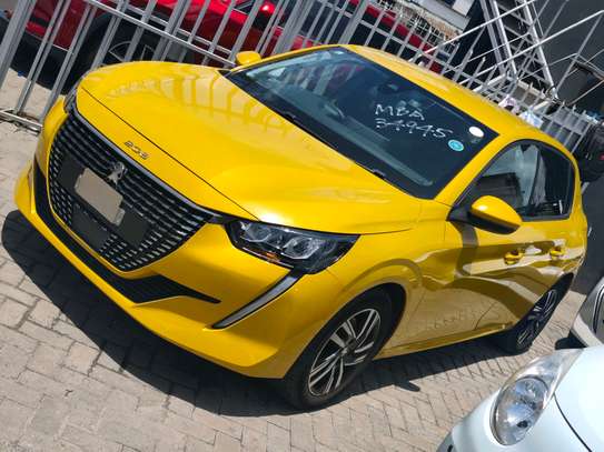 Peugeot 208 image 2