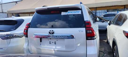 Toyota Land cruiser Prado Tx petrol 2018 image 11