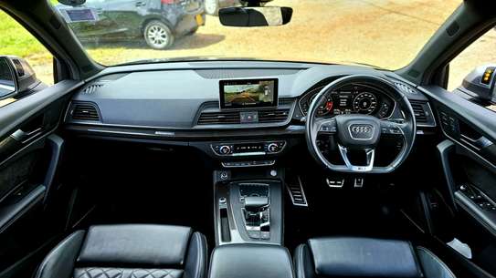 2020 Audi SQ5 quattro image 10