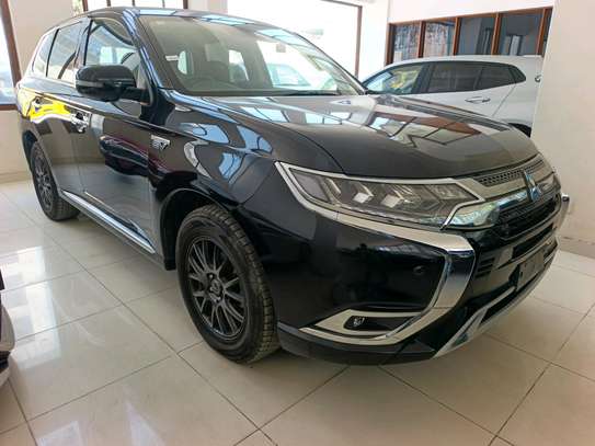 Mitsubishi RVR hybrid image 36