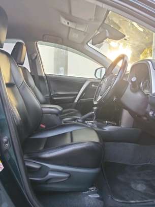 Toyota RAV4 Green 2018 2WD image 2