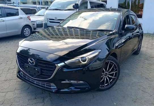 Mazda axela hatchback petrol ⛽️ image 10