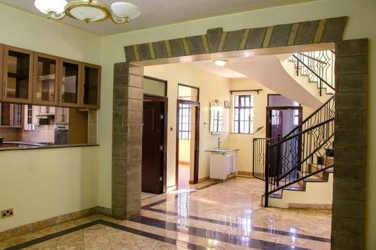 5 Bed Villa with Garden in Lavington image 4