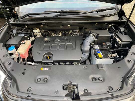 Toyota Harrier premium hybrid black color fully loaded 2020. image 7