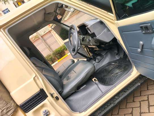 TOYOTA LAND CRUISER PICKUP 79 SERIES DIESEL image 8