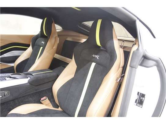 2022 ASTON MARTIN VANTAGE AMR HERO EDITION image 9