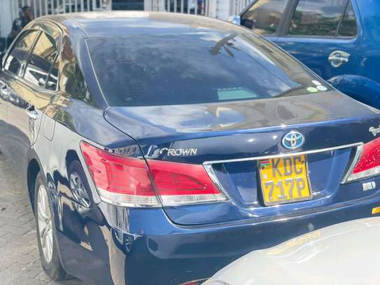 TOYOTA CROWN ROYAL SALON HYBRID 2015MODEL image 6