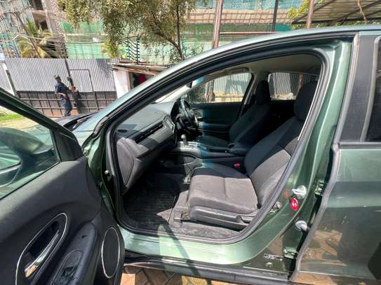Honda vezel non hybrid image 6