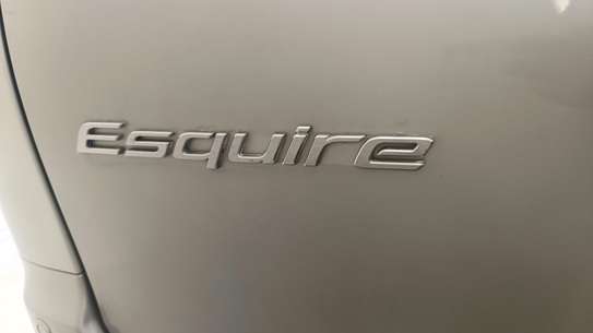 Toyota Esquire Silver 2019 2WD image 12