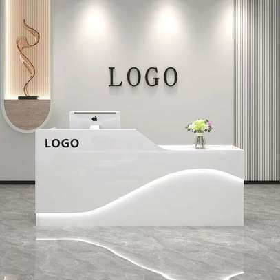 Reception Desks:1.8 Meter Office Reception Desk In Kiamokama image 2