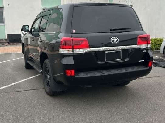 2020 TOYOTA LAND CRUISER AX G SELECTION image 6