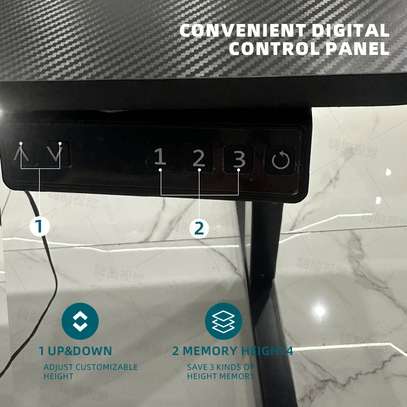 Electric Table: Intelligent Modern Height Adjustable Table image 3