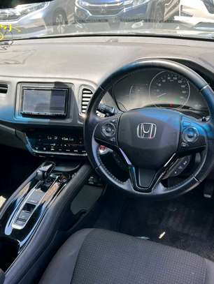 Honda bezel hybrid image 6