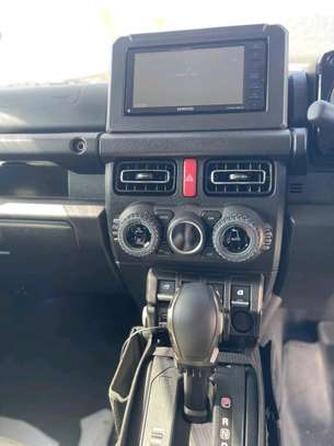 Suzuki Jimny Sierra 2020 4x4 image 8