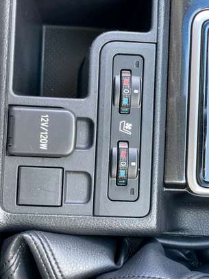 Toyota land Cruiser Prado TX-L 2020 image 8