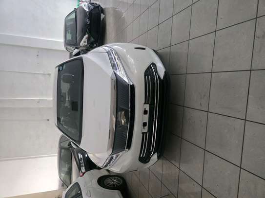 Toyota harrier newshape image 11