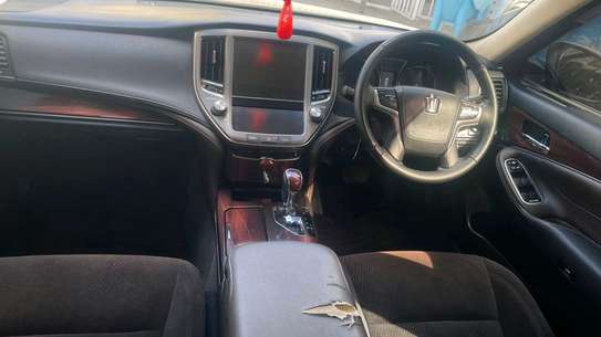 TOYOTA CROWN ROYAL SALON HYBRID 2015MODEL image 12