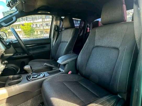 Toyota Pickup Truck Black Double Cab Powerful image 5