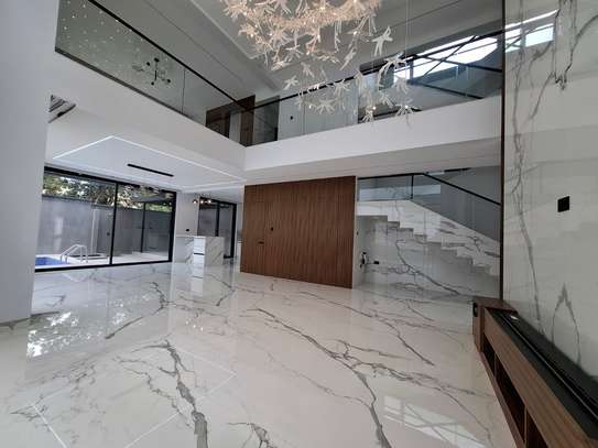 6 Bed Townhouse with En Suite in Lavington image 2
