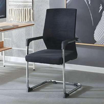 Ergonomic Mesh Visitor Chair image 5