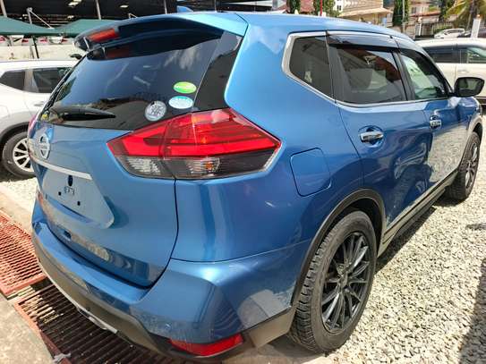 Nissan X-Trail 7seater image 2