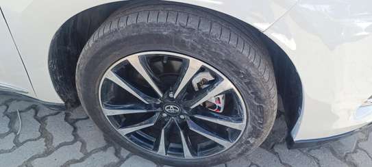 Toyota Harrier GR White 2018 2WD image 8