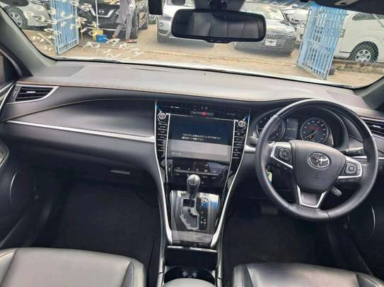 Toyota Harrier Premium sunroof 2019 white image 3