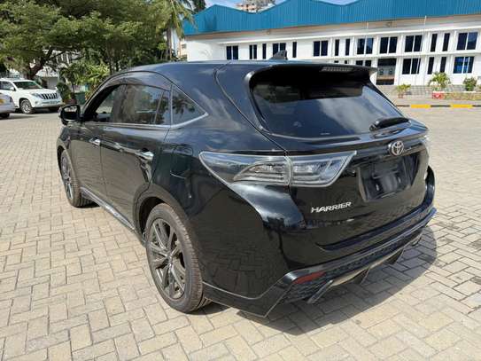 Toyota Harrier  GR Black SUV Alloy Wheels Tinted 2019 image 3