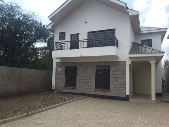 Elegant 4 BR Houses plus Sqs in Ongata Rongai image 2