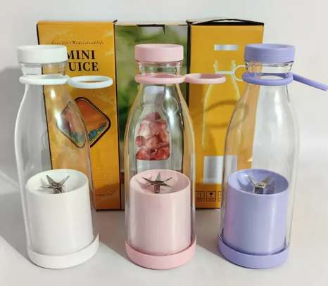 Mini Portable Rechargeable Blender Mini Juicer Cup image 2