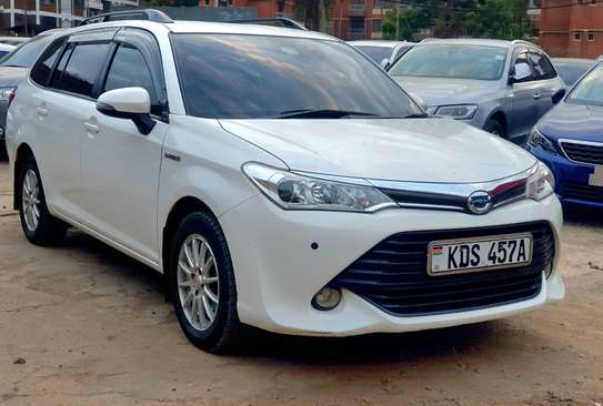 Toyota Filder hybrid image 1