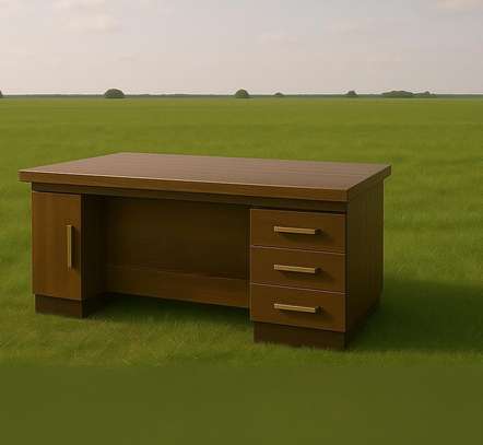 Office Desk: 1400mm Modern Design Office Desk image 4