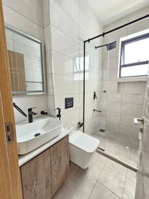 3 Bed Apartment with En Suite in Westlands Area image 8
