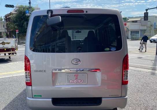 TOYOTA HIACE AUTO DIESEL (we accept hire purchase ) image 3