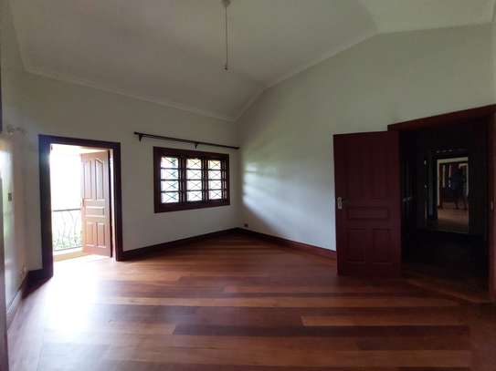 5 Bed House with En Suite at Muthaiga Road image 8