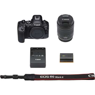 Canon EOS R6 Mark II with 24-105mm f/4-7.1 Lens image 2