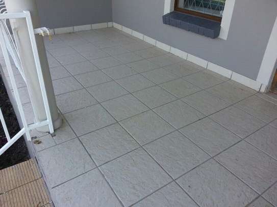 Hire Best Tiling ,Tile & Grout Cleaning, Re-Grouting,Flooring Installation and Repair Services.Get A Free Quote Now. image 5