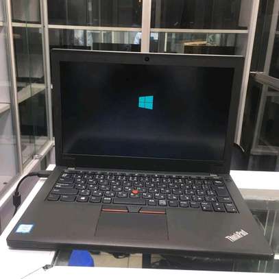 Lenovo Thinkpad x270 image 4