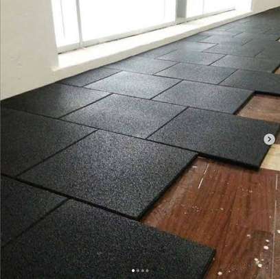 Rubber tiles / gym matts image 3