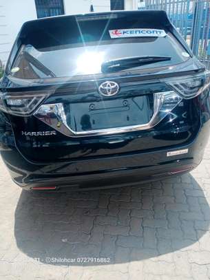 Toyota harrier 2016 image 1