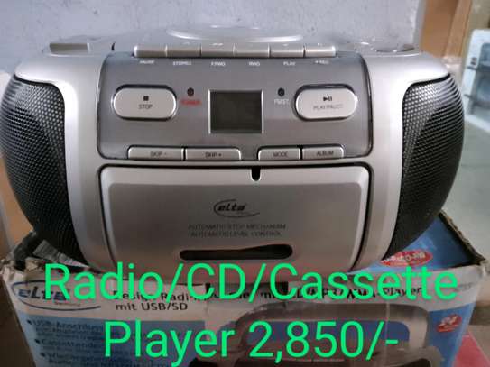 Cassette player with radio and cd image 2
