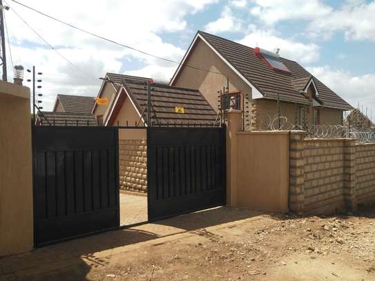 5 bedroom house for sale in Ngong image 4