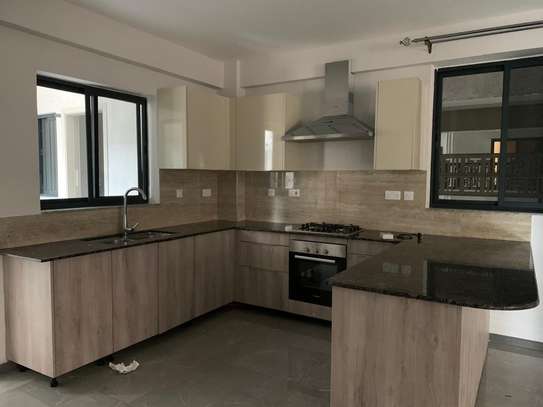 2 Bed Apartment with Swimming Pool in Kileleshwa image 17