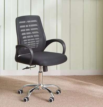 Office Chair: Black Adjustable Office Working Seat image 1